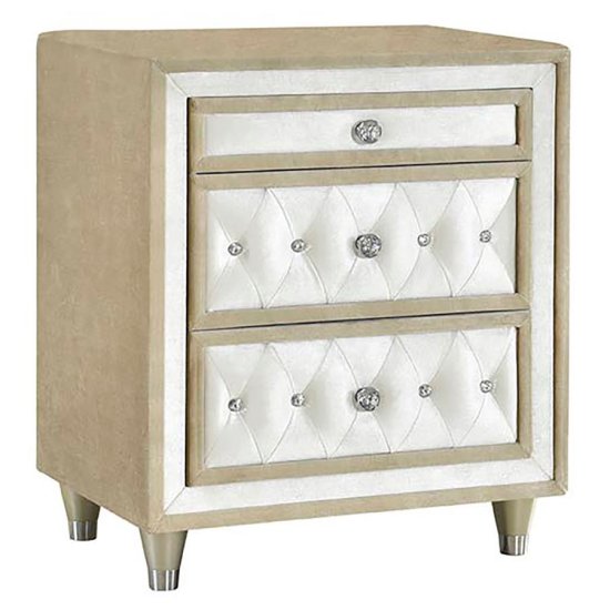 Antonella 4-piece Eastern King Bedroom Set Ivory 