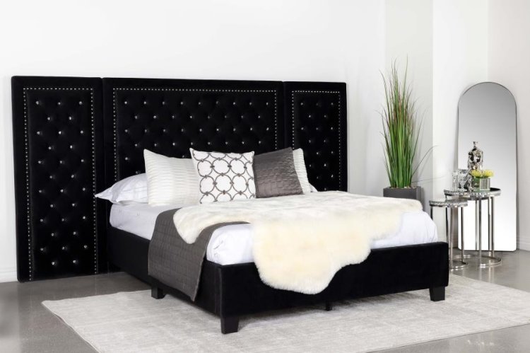 Hailey Upholstered Queen Wall Panel Bed Black